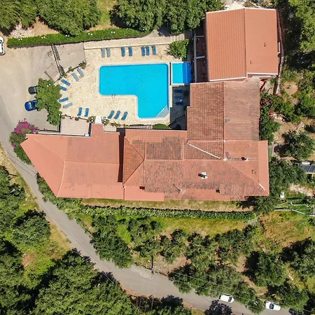 Appartement Arianna Ground Floor 3 *