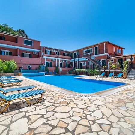 Arianna Ground Floor 3 Daire *